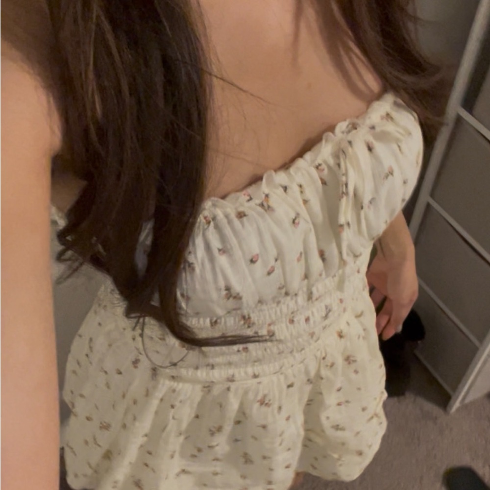 Windsor women Cream Floral romper